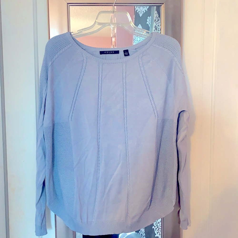 Cyrus sweater